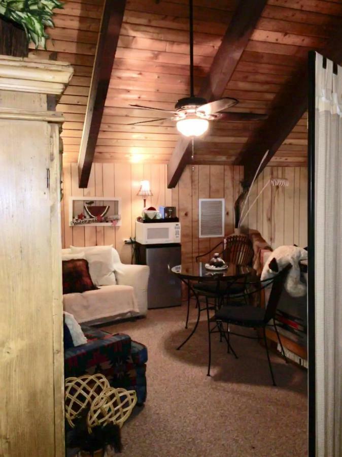 Manitou Lodge Forks Eksteriør billede