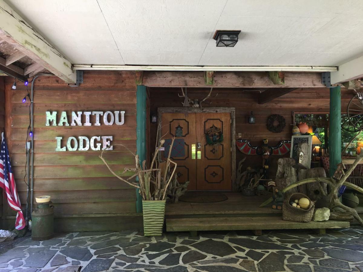 Manitou Lodge Forks Eksteriør billede