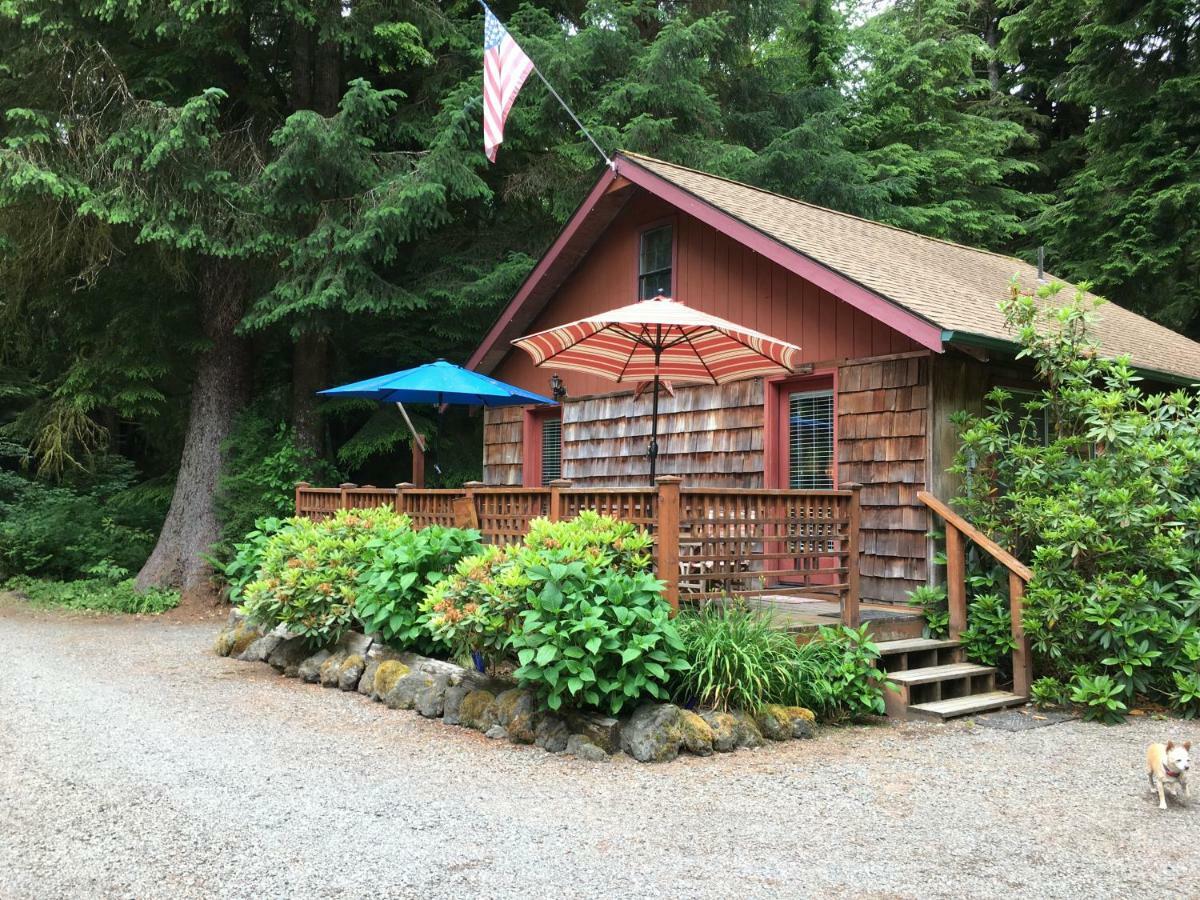 Manitou Lodge Forks Eksteriør billede